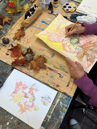 165694 Ganz nah dran - lädt ein