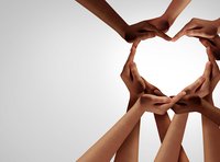 Rassismuskritische Arbeit mit Mädchen*