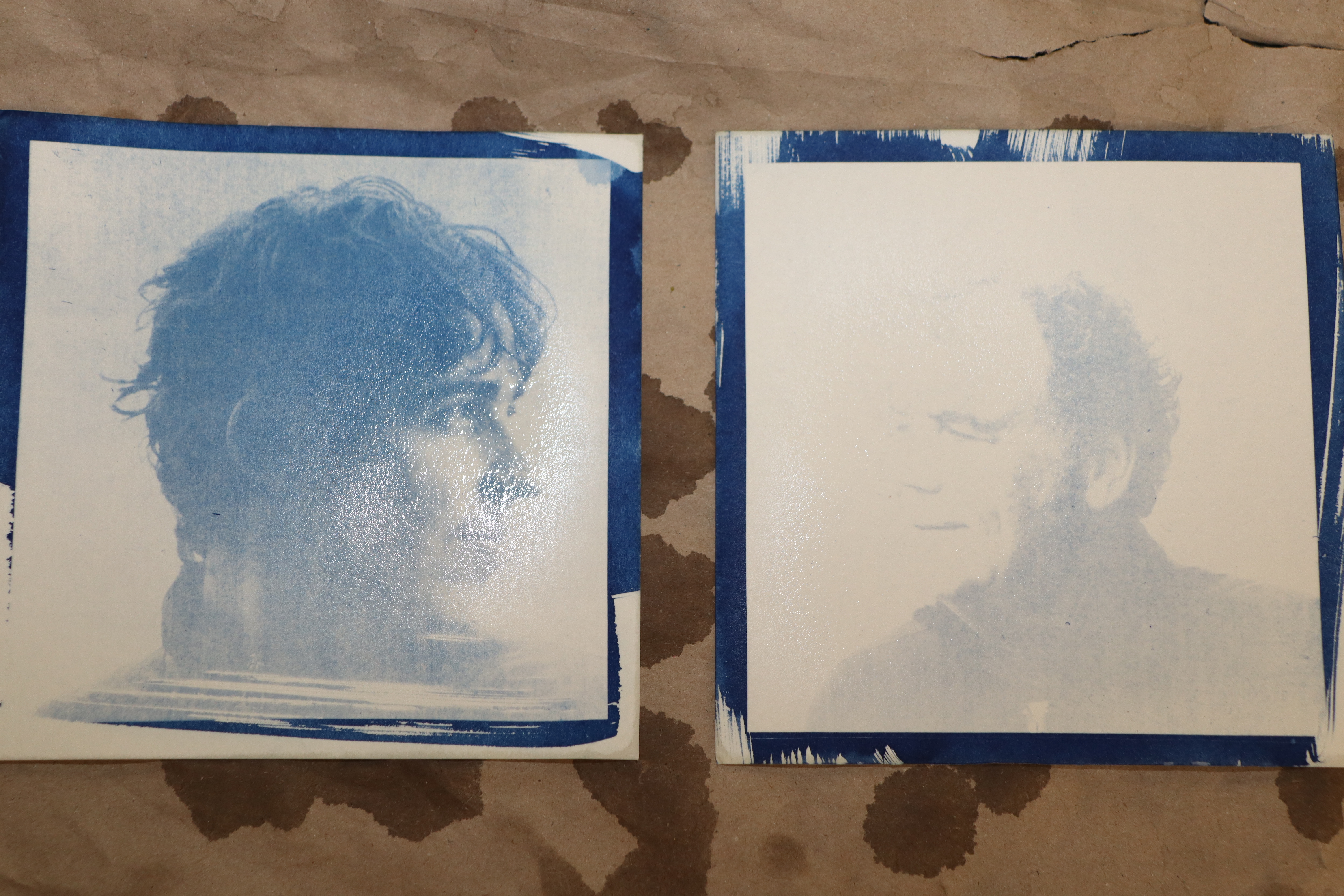 Wir machen blau und drucken mit Licht